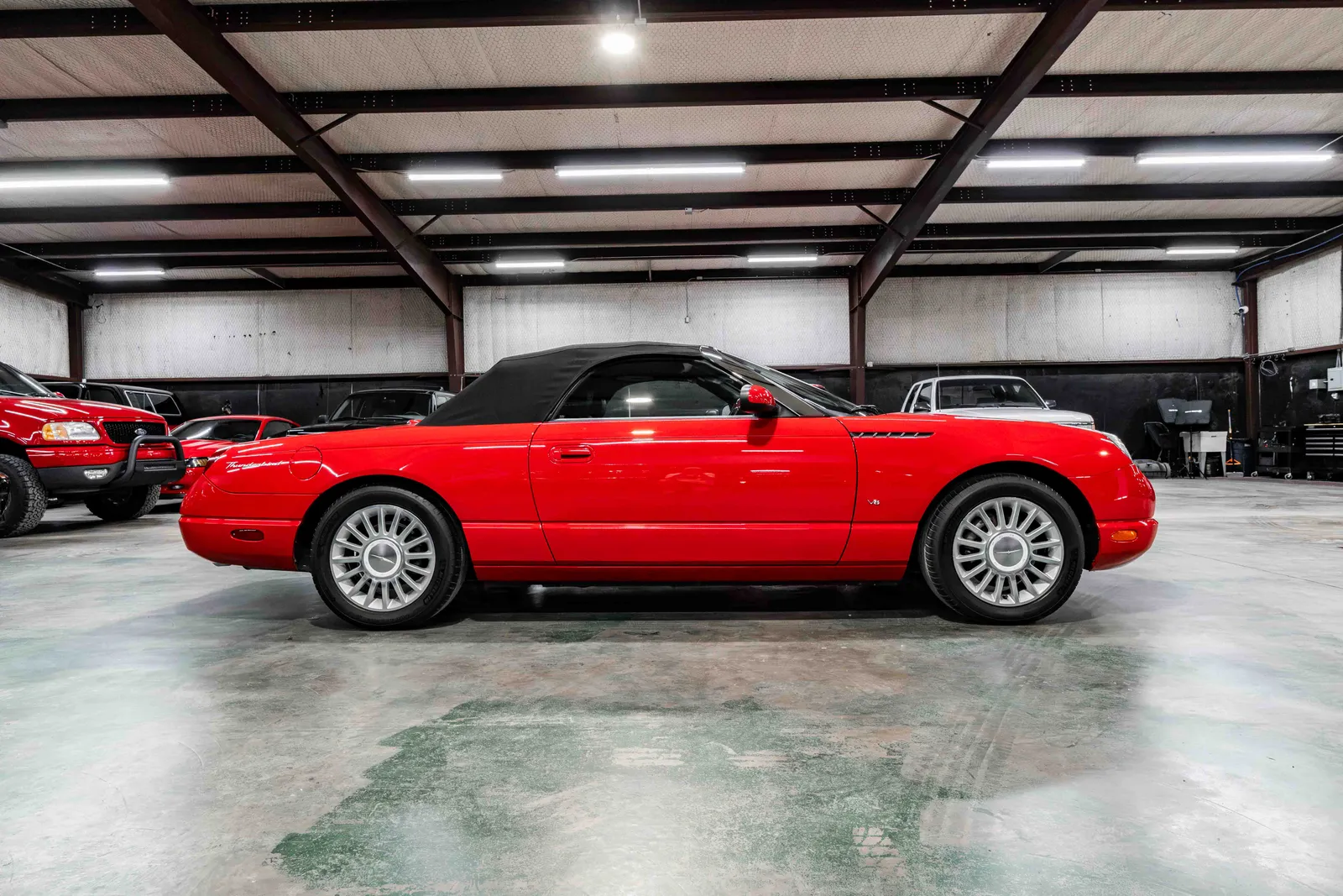 2004-Ford-Thunderbird-Colorado Red-1FAHP60A94Y109497-57.jpg